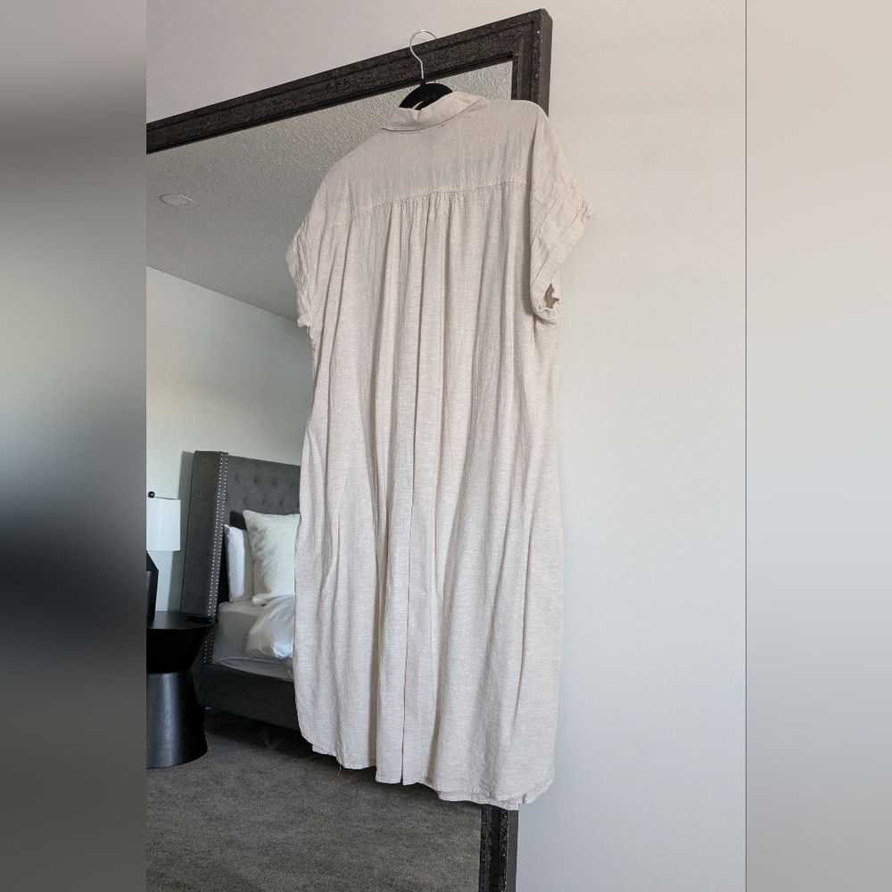 Tan/Cream Lord & Taylor Dress - Picture 6 of 8